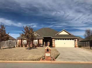1308 Saddle Rock Dr, Elgin, OK 73538