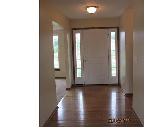 3rd image of 37228 Stone Creek Dr