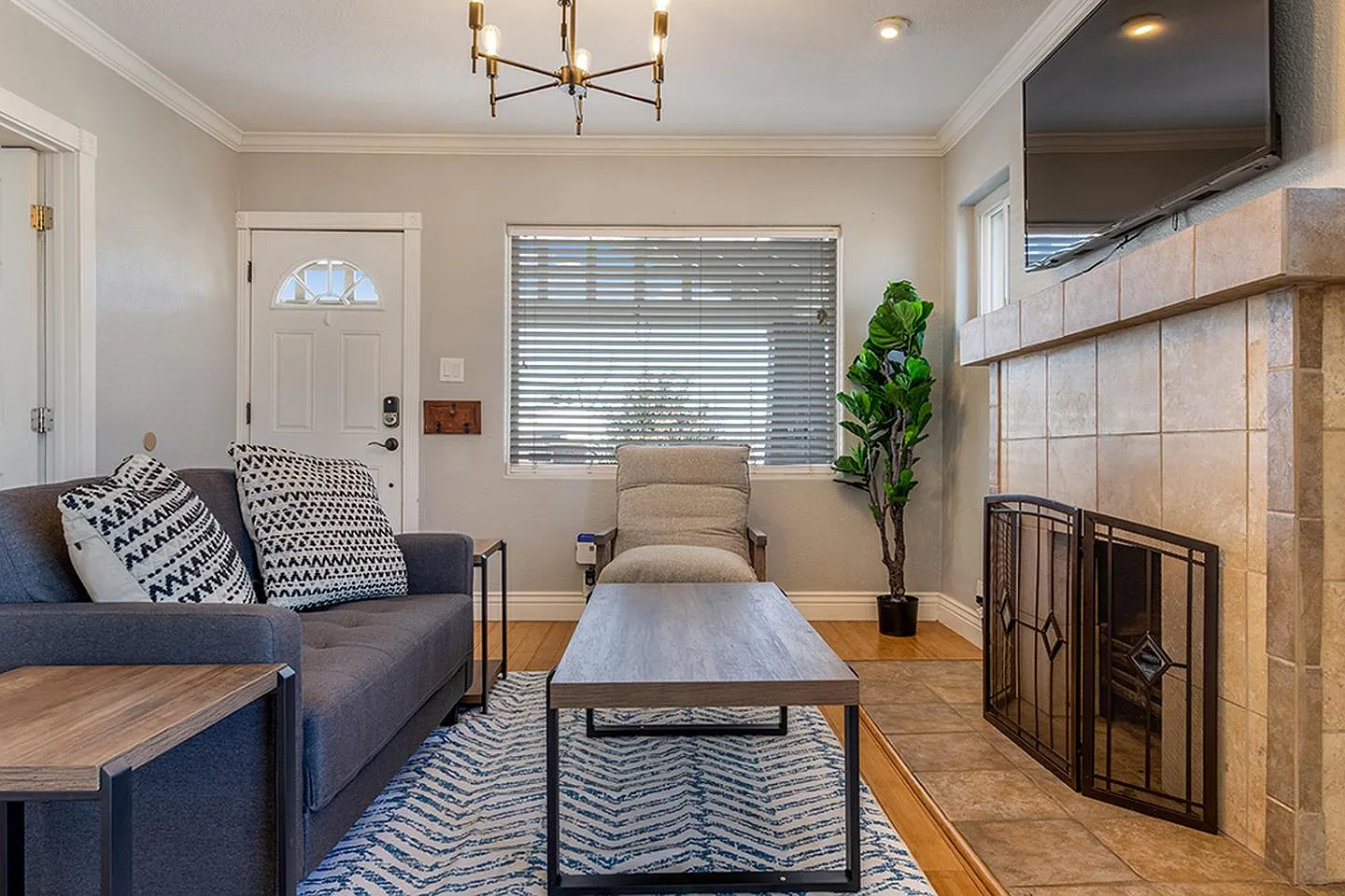 Luxe renovated Berkeley home by Rocky Mtn Lake Park — Photo 1