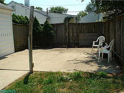 4th image of 147 Little Flower Ln