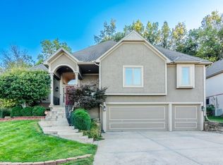 523 E 123rd Ter, Kansas City, MO 64145