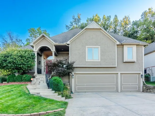 523 E 123rd Ter, Kansas City, MO 64145