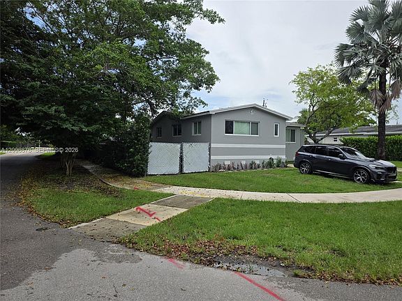 2nd image of 7930 SW 16th St