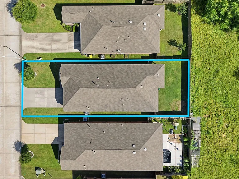 1140 Clonmore Ct — Photo 45