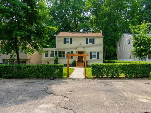 523 Colver Rd, Landing, NJ 07850