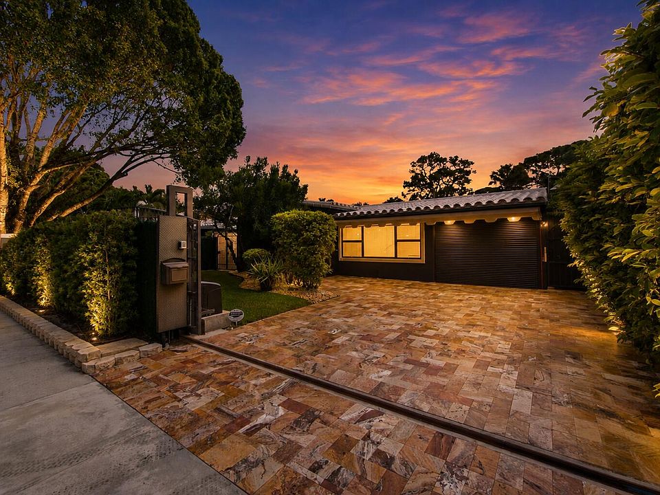 1st image of 1110 SW 18TH Court