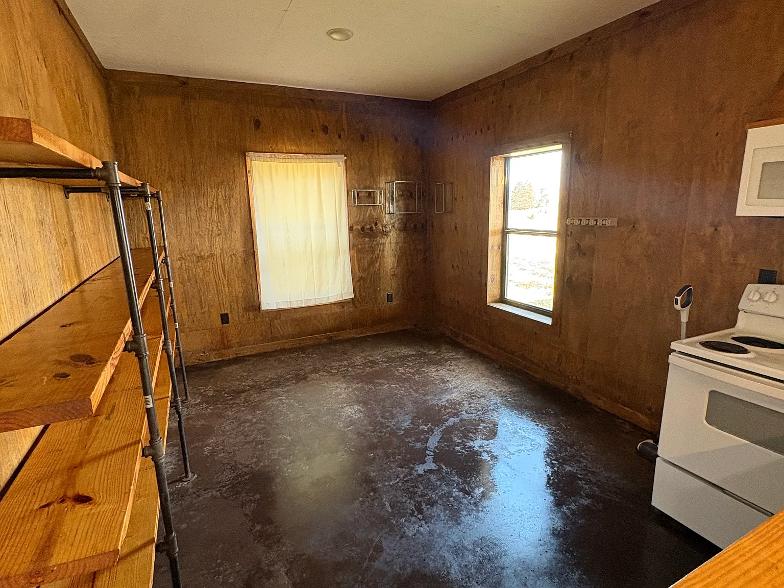 5172 Bison Rd — Photo 1