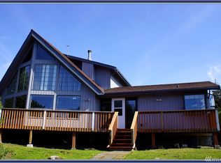 379 Canal Dr SE, Ocean Shores, WA 98569