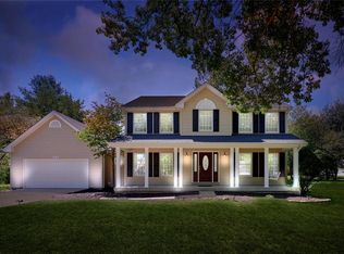 1810 Sparks Ct, Ballwin, MO 63011