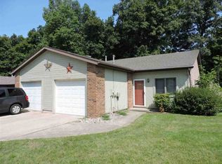 2104-2106 Versailles Village Pl, Fort Wayne, IN 46808