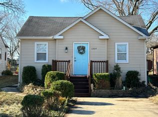 1304 Witchwood Ct, Round Lake, IL 60073