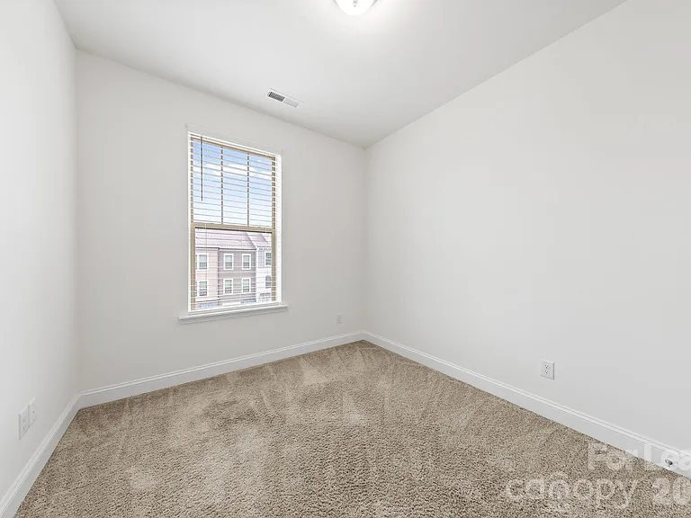 236 Judson Ave — Photo 28
