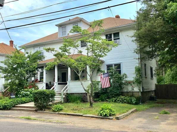 20-22 Hedge Rd, Plymouth, MA 02360