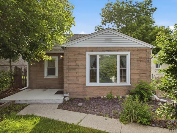 1660 N Sheldon Rd, Canton, MI 48187