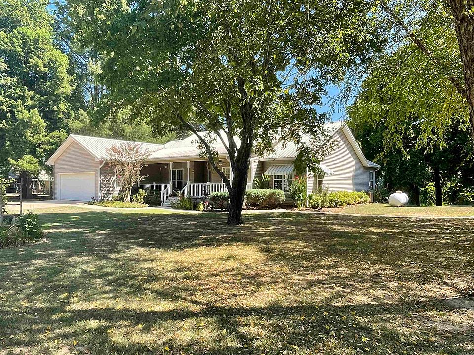 1st image of 835 Sunset Valley Dr