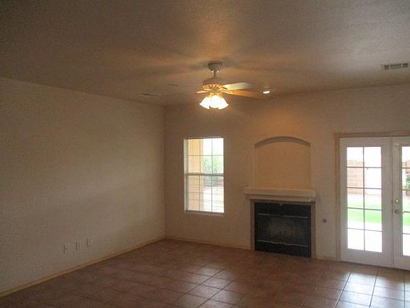 2nd image of 3634 Ironwood Dr