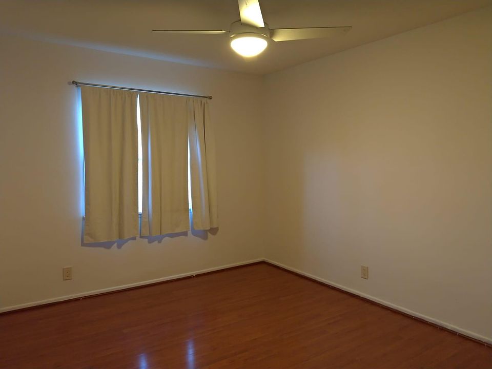 2nd image of 1834 E Alaska St