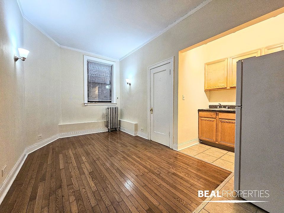 1st image of 4641 N Paulina St #102