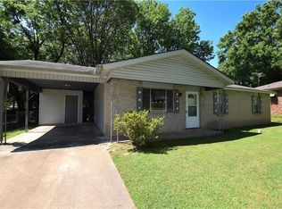 2302 Birch St, Van Buren, AR 72956
