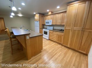 279 C St, Blaine, WA