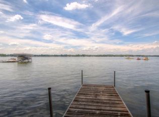 2825 E Lakeshore Dr, Twin Lakes, WI 53181