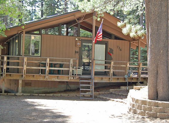 5th image of 736 Kiowa Dr