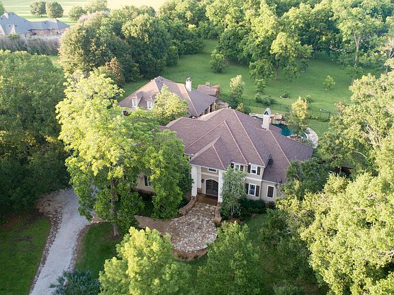 3rd image of 531 Nap Ln
