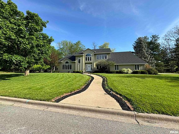 2nd image of 1984 Patterson Dr