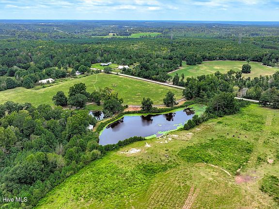 5th image of 1460 Happy Valley Road