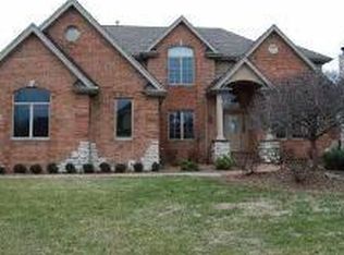 22856 Sun River Dr, Frankfort, IL 60423