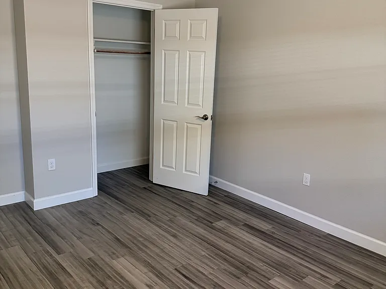 762 Johnson Ave #762 — Photo 14