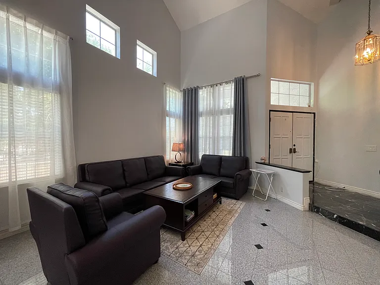 14276 Elmwood Ln — Photo 15