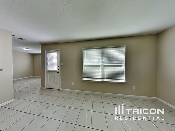 3rd image of 900 American Monarch Dr