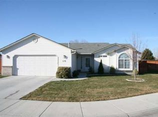 579 N Katsura Ave, Kuna, ID 83634