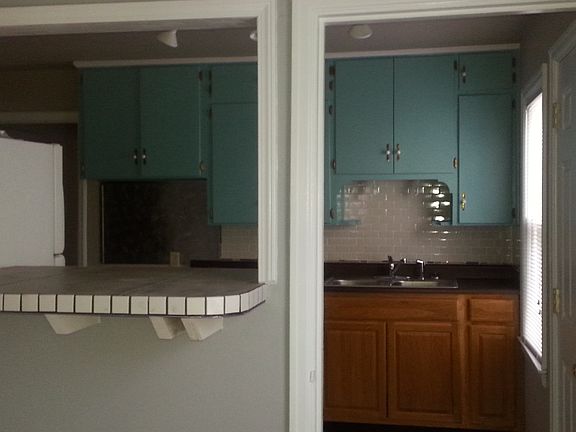 5th image of 6448 N College Ave