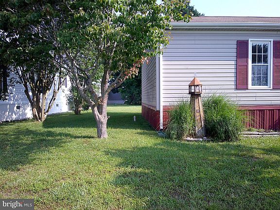 4th image of 12 Andover Ln #37791