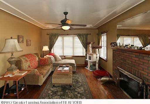 3rd image of 819 Moores River Dr