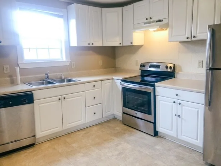 7169 Strawberry Rd — Photo 3