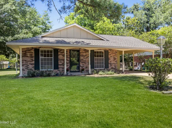 15929 Albany Dr, Biloxi, MS 39532