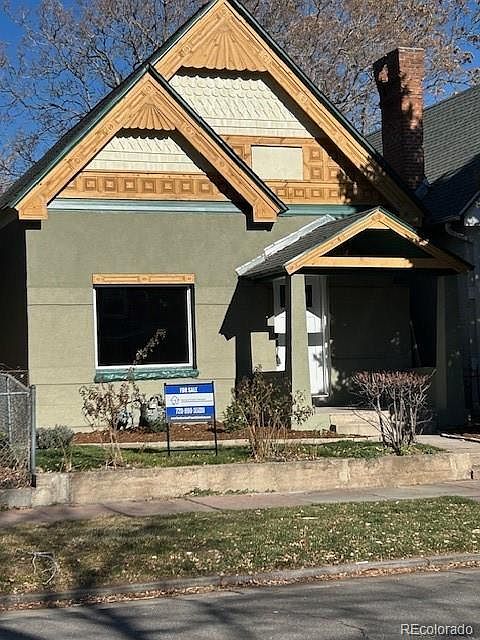 1st image of 729 W 1st Avenue