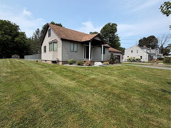 2nd image of 682 W River Rd