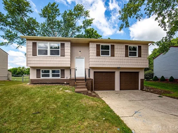 148 Lexington Farm Rd, Englewood, OH 45322