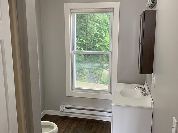 5th image of 3 Randall St #3