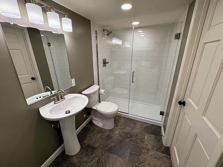 9 Richards Ave — Photo 10