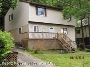 230 Scott Rd, Clarks Summit, PA 18411