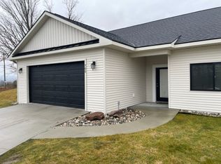705 Maple Creek Blvd #705, Petoskey, MI 49770