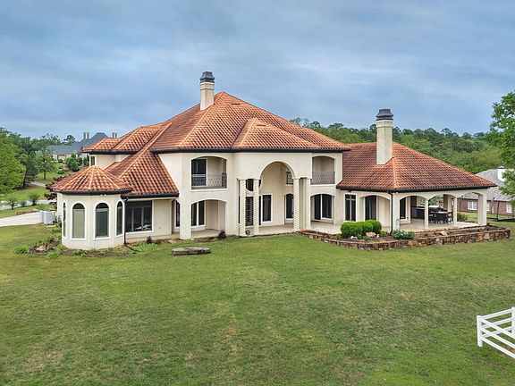 4th image of 4 Brittney Dr