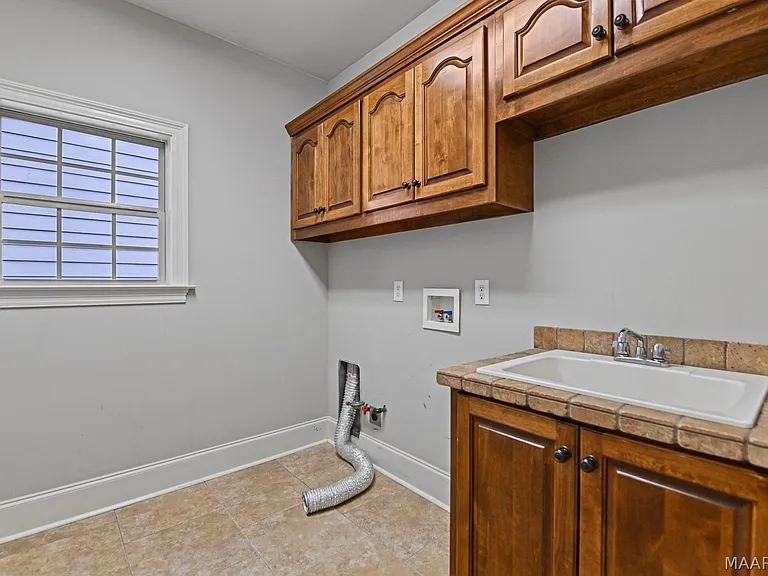 1694 Pebble Creek Dr — Photo 10