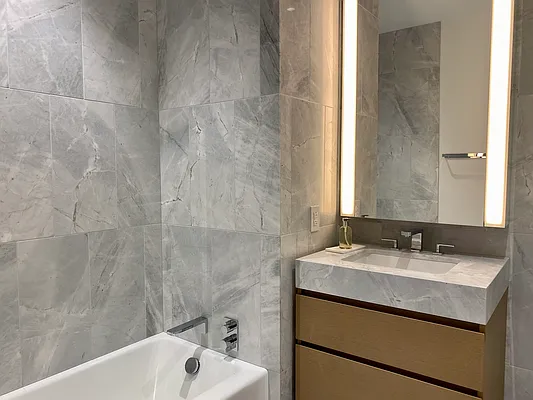 Rented by Gulia Wang, LREB | media 35