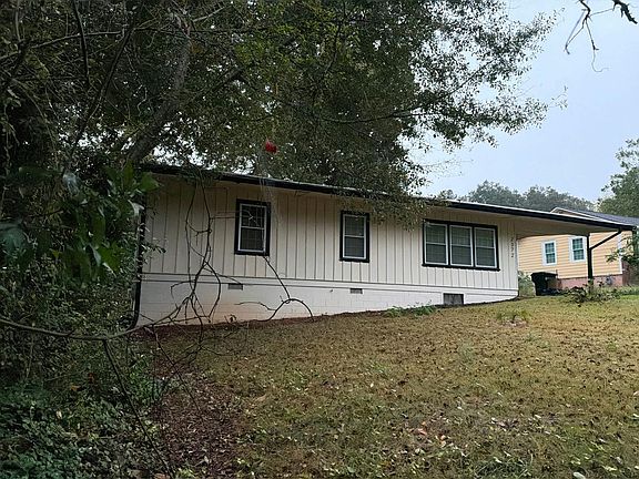 3rd image of 2372 Brackett Rd SW